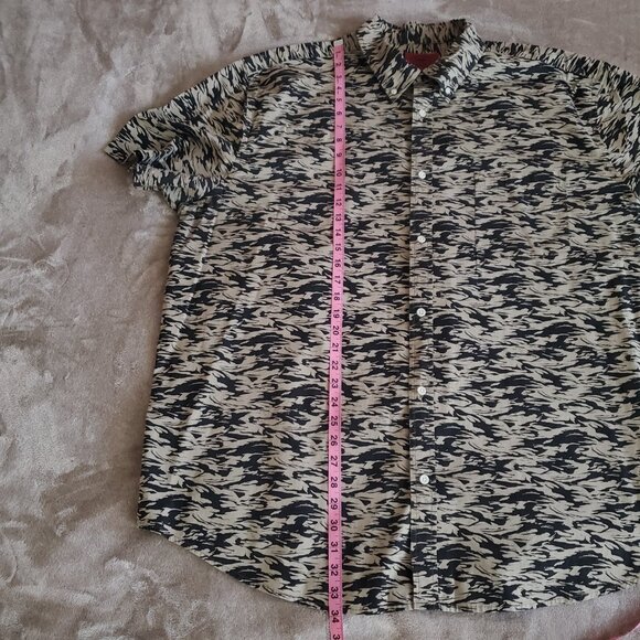 Foundry Men's Button Down Short Sleeve Shirt, Size 2XL - Picture 7 of 7